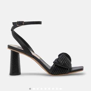 Dolce Vita Pellia heels